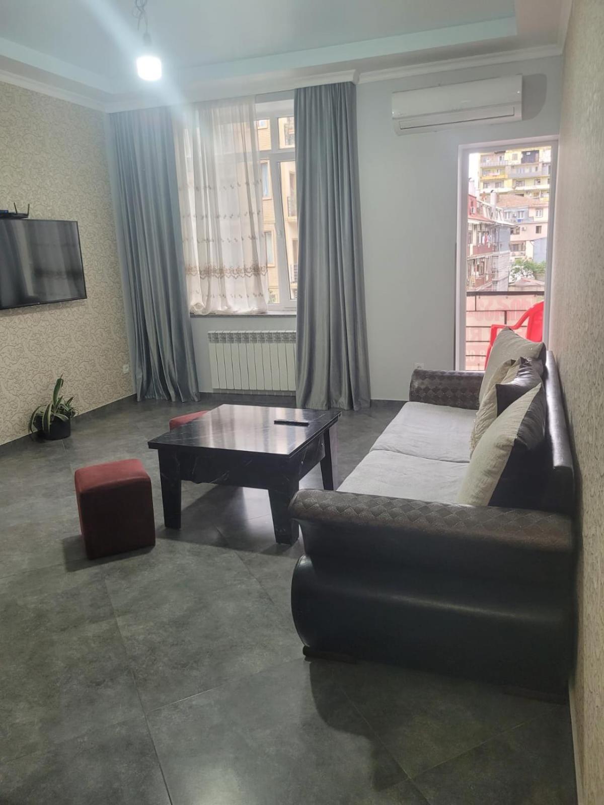 Квартира в Батуми / Apartments in Батуми Екстериор снимка